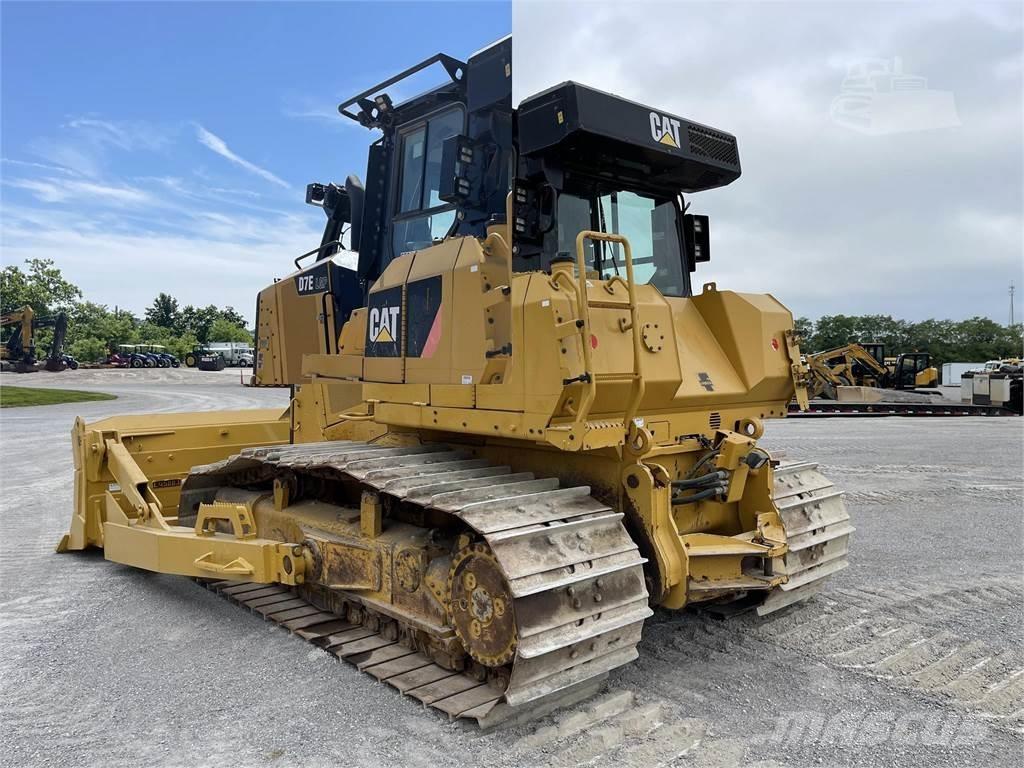 CAT D7E LGP Верижни булдозери
