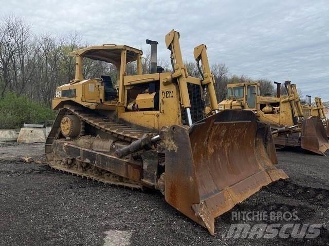 CAT D8N Верижни булдозери
