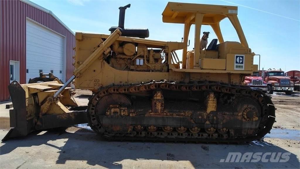CAT D9H Верижни булдозери
