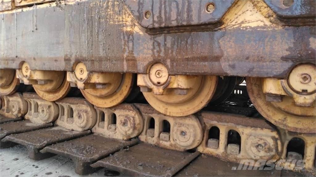 CAT D9H Верижни булдозери
