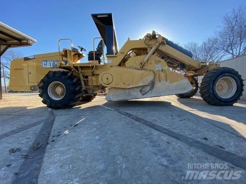 CAT RM-300 Рециклатори на асфалт