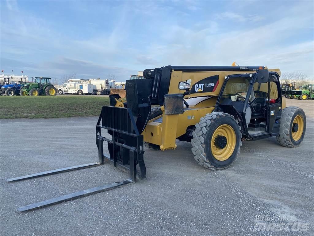 CAT TL1255D Телескопични товарачи