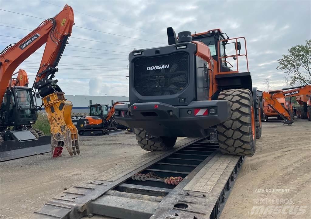 Develon DL580-7 Колесни товарачи
