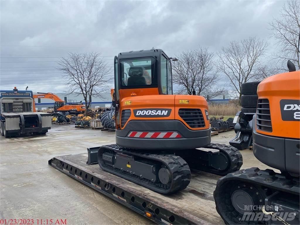 Develon DX62R-3 Верижен екскаватор