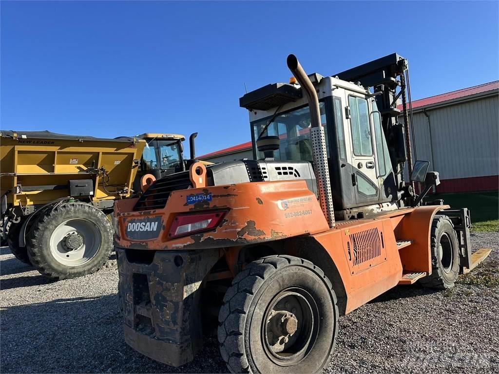 Doosan D160S-7 Вилични кари-повдигачи - други