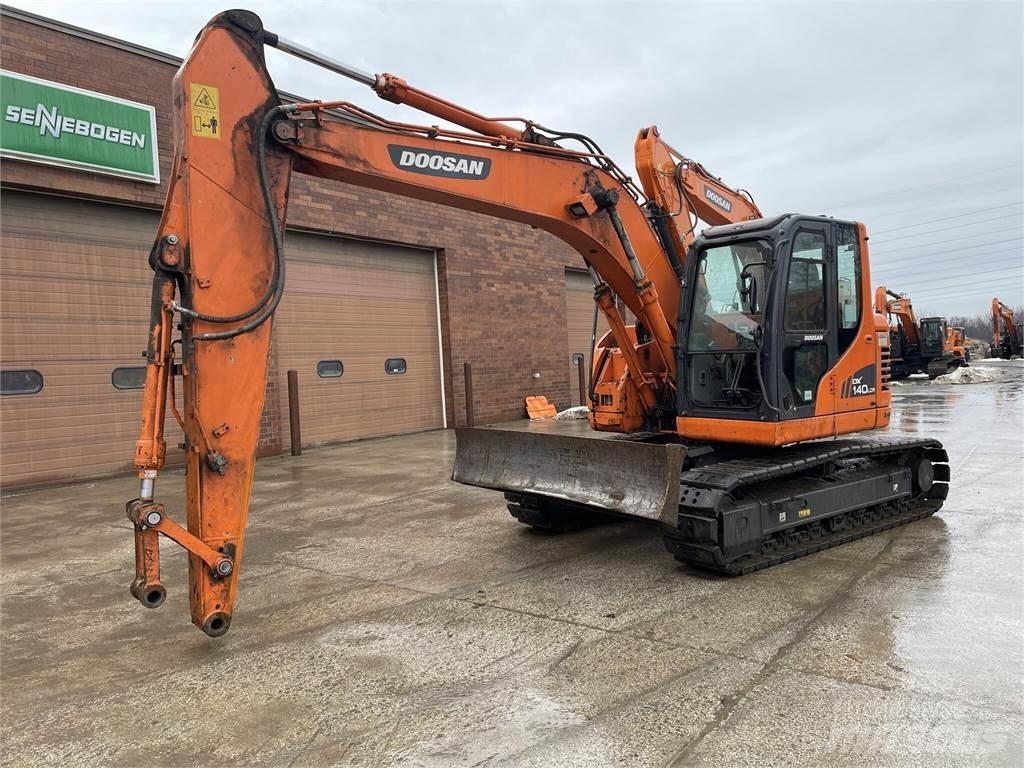 Doosan DX140 LCR-3 Верижен екскаватор