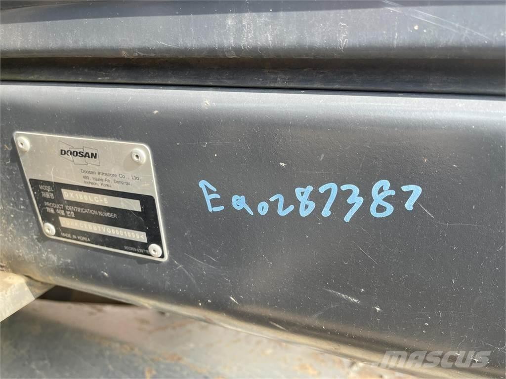 Doosan DX180 LC-5 Верижен екскаватор