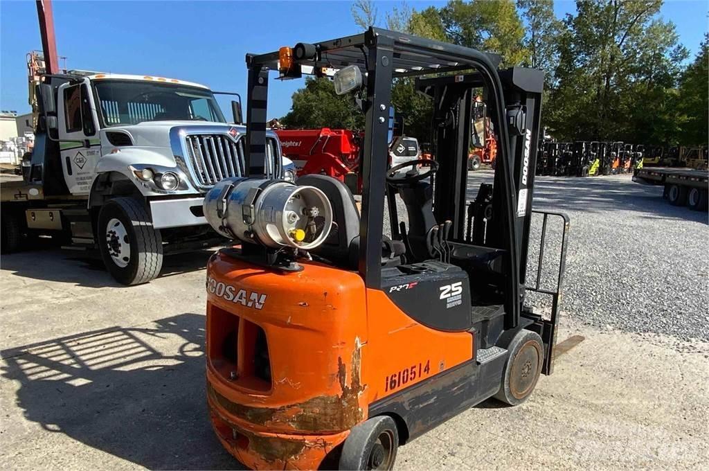 Doosan GC25P-5 Вилични кари-повдигачи - други