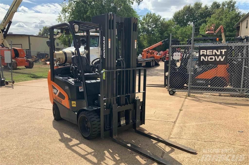 Doosan GC30S-9 Вилични кари-повдигачи - други