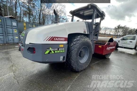 Dynapac CA2500D Двойни барабанни ролки
