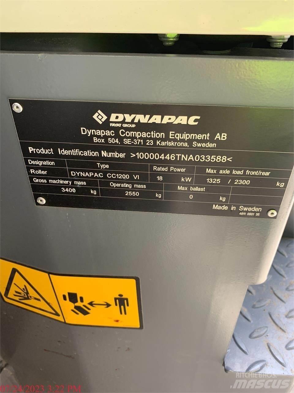 Dynapac CC1200 VI Двойни барабанни ролки
