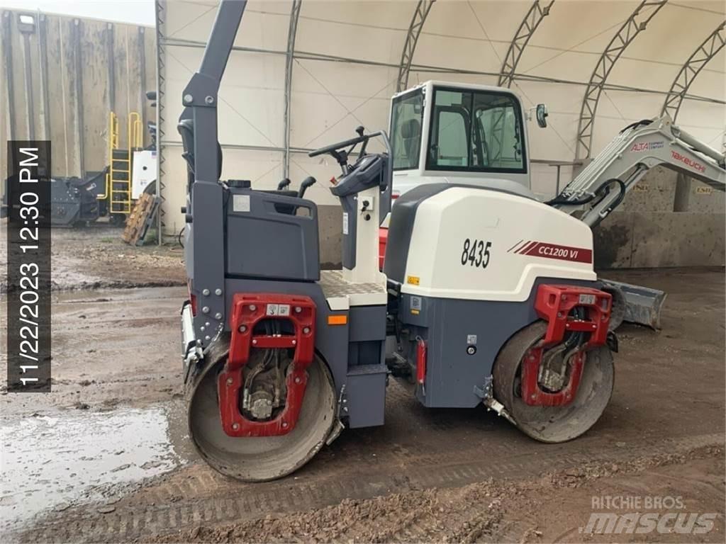 Dynapac CC1200 VI Двойни барабанни ролки
