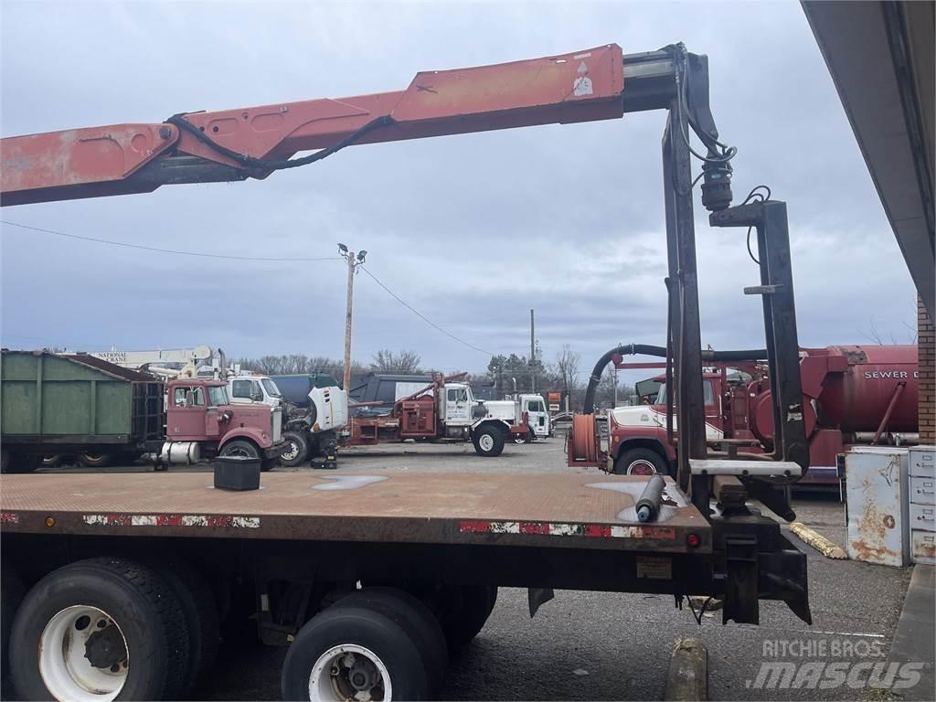 Fassi F230SE Товарачи с наклонена стрела
