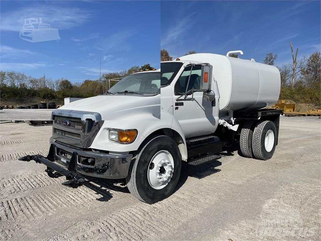 Ford F650 XL SD Цистерни за вода
