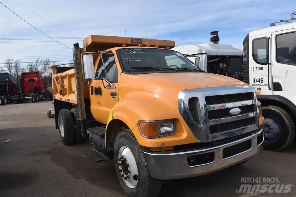 Ford F750 Самосвал