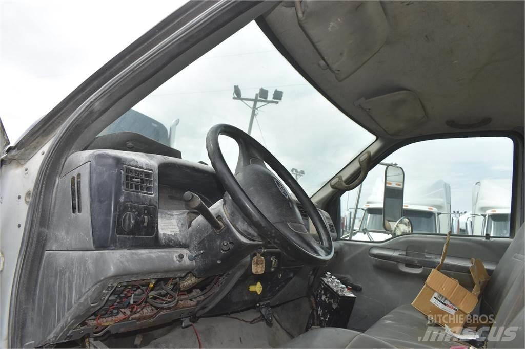 Ford F750 Цистерна