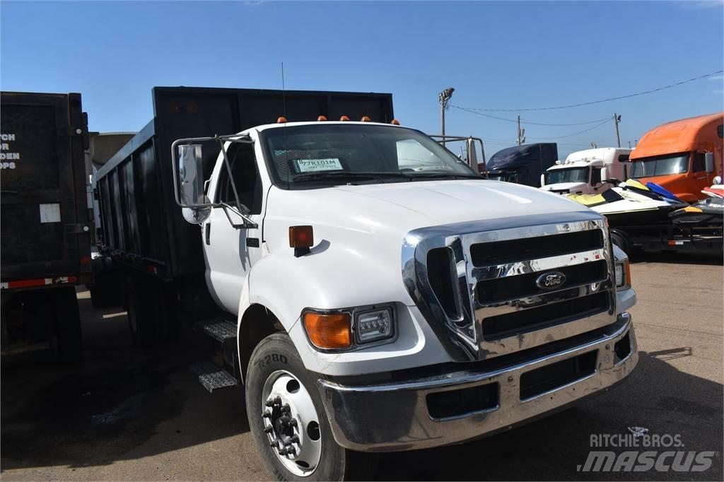 Ford F750 Самосвал