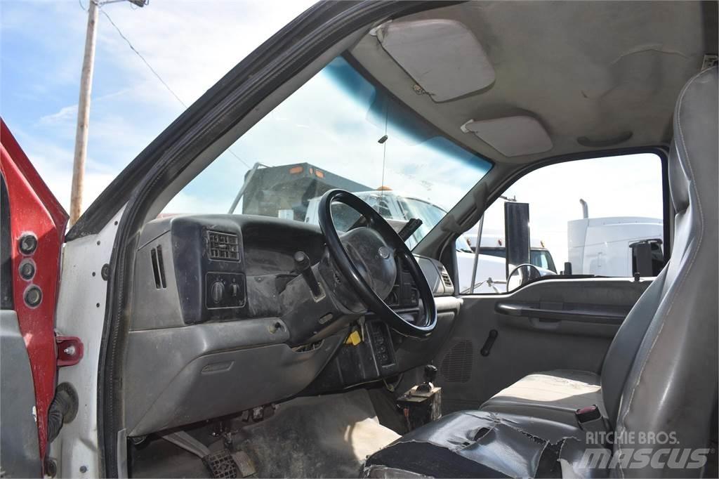Ford F750 Самосвал