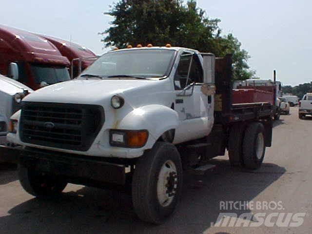 Ford F750 Самосвал