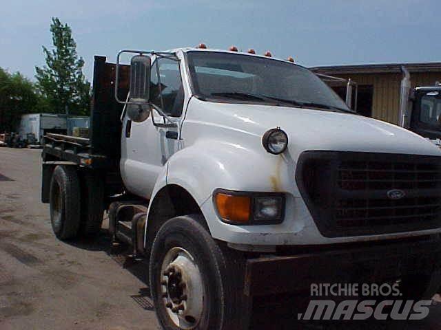 Ford F750 Самосвал