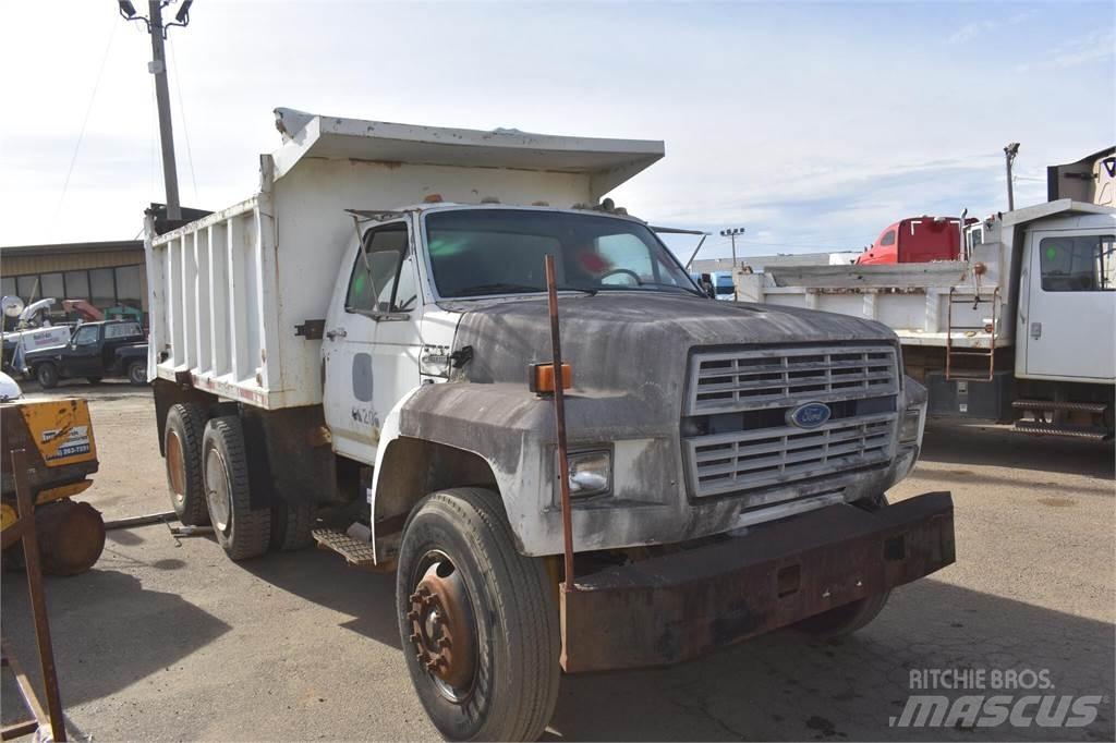 Ford F900 Самосвал