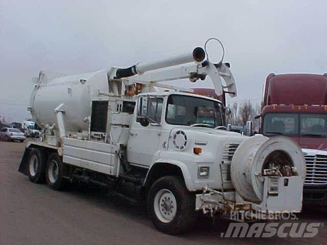 Ford L8000 Цистерна