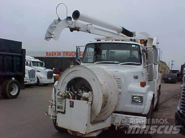 Ford L8000 Цистерна