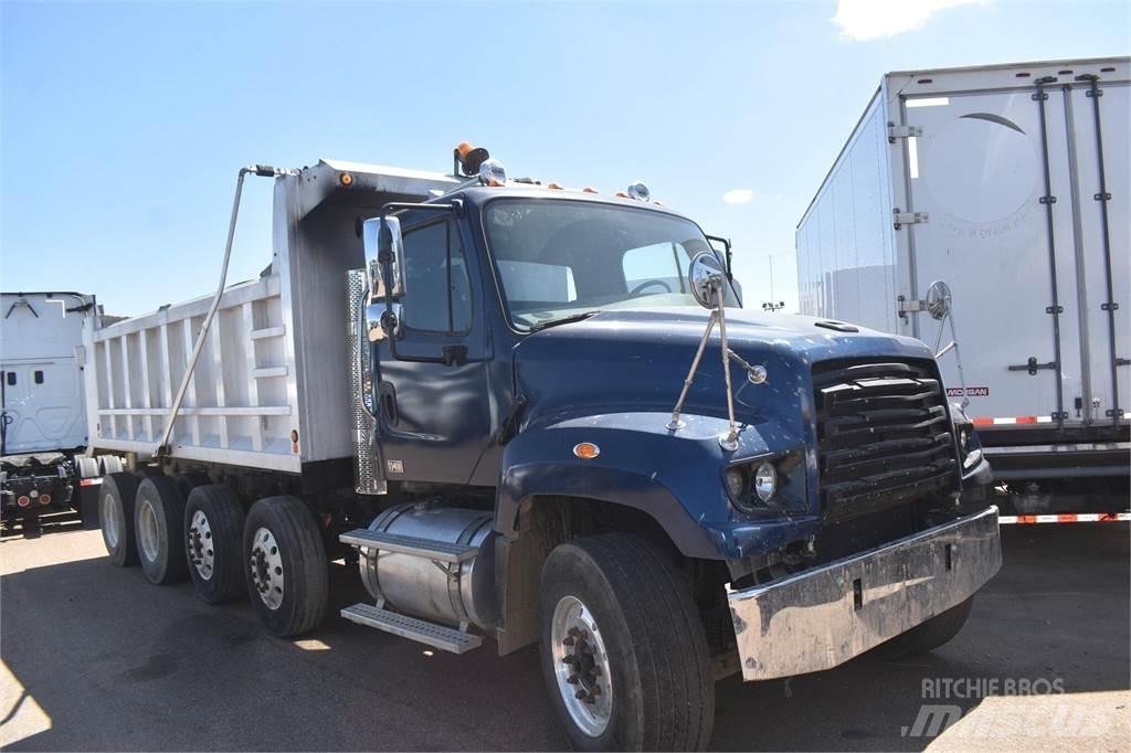 Freightliner 114SD Самосвал