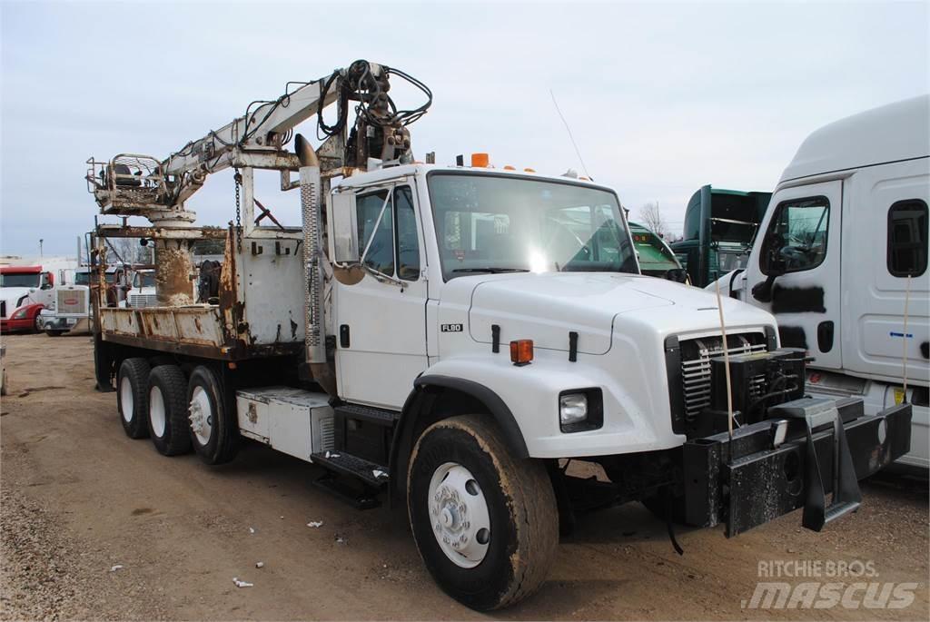 Freightliner FL80 Автокранове
