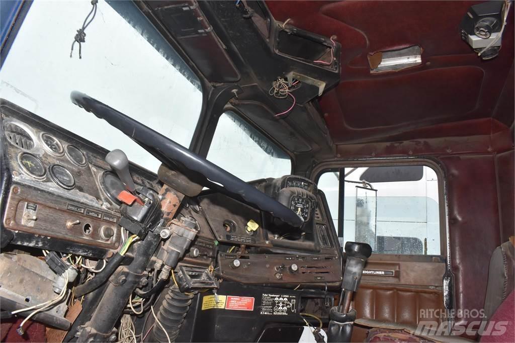 Freightliner MB80 Самосвал