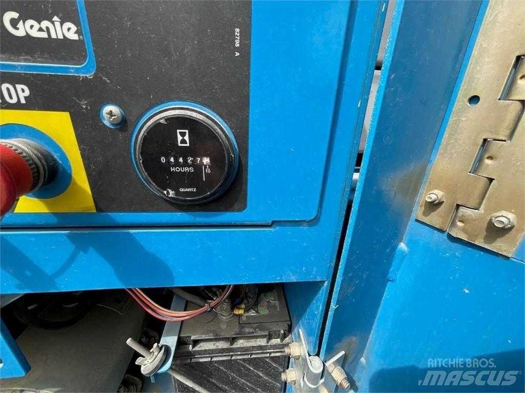 Genie GS4390RT Ножични работни платформи