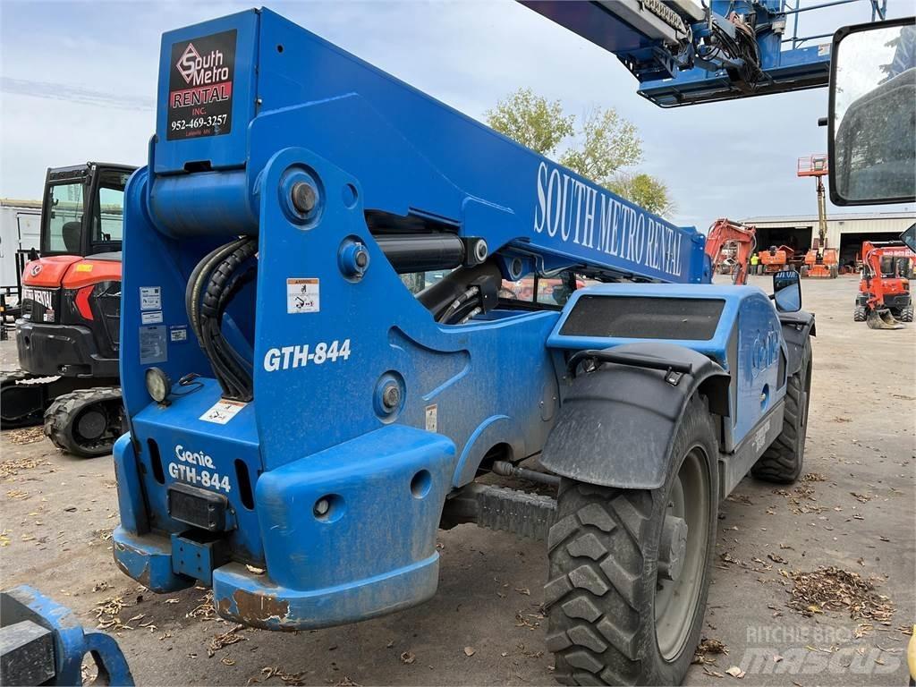Genie GTH844 Телескопични товарачи