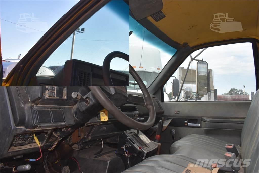 GMC TOPKICK C6500 Самосвал