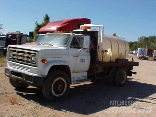 GMC TOPKICK C6500 Цистерна