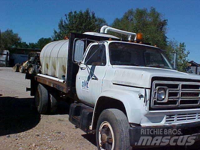 GMC TOPKICK C6500 Цистерна