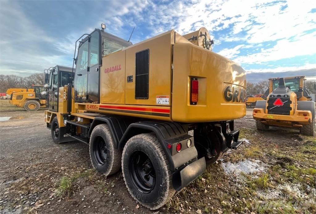 Gradall XL4100 V Колесни екскаватори