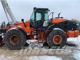Hitachi ZW250-6 Колесни товарачи