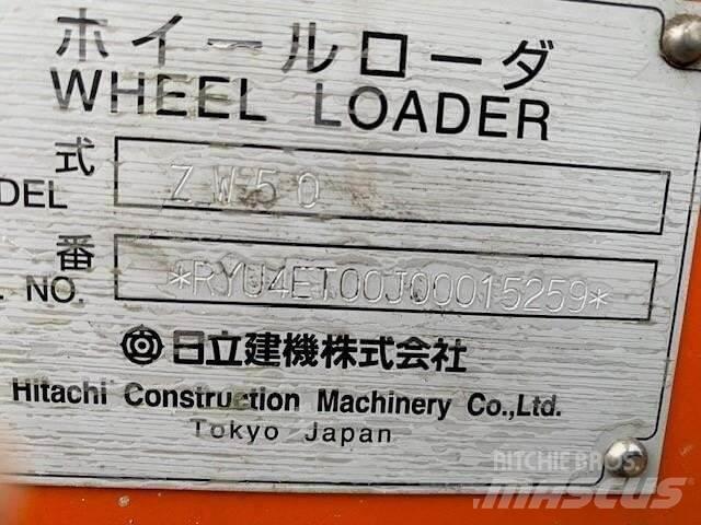 Hitachi ZW50 Колесни товарачи