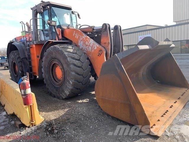 Hitachi ZW550-6 Колесни товарачи