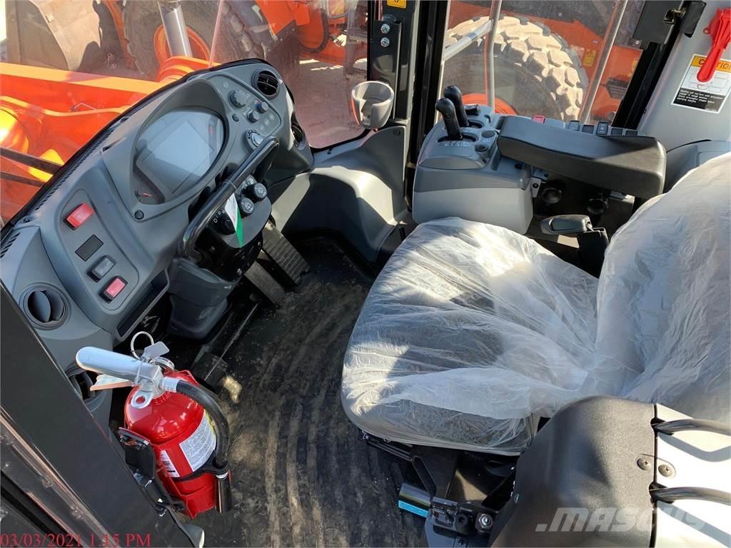 Hitachi ZW550-6 Колесни товарачи