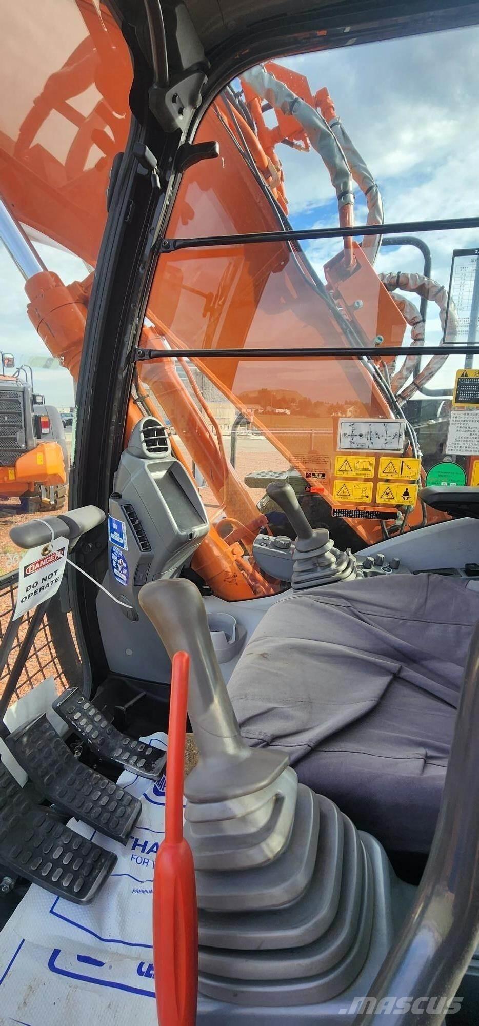 Hitachi ZX135US-6 Верижен екскаватор