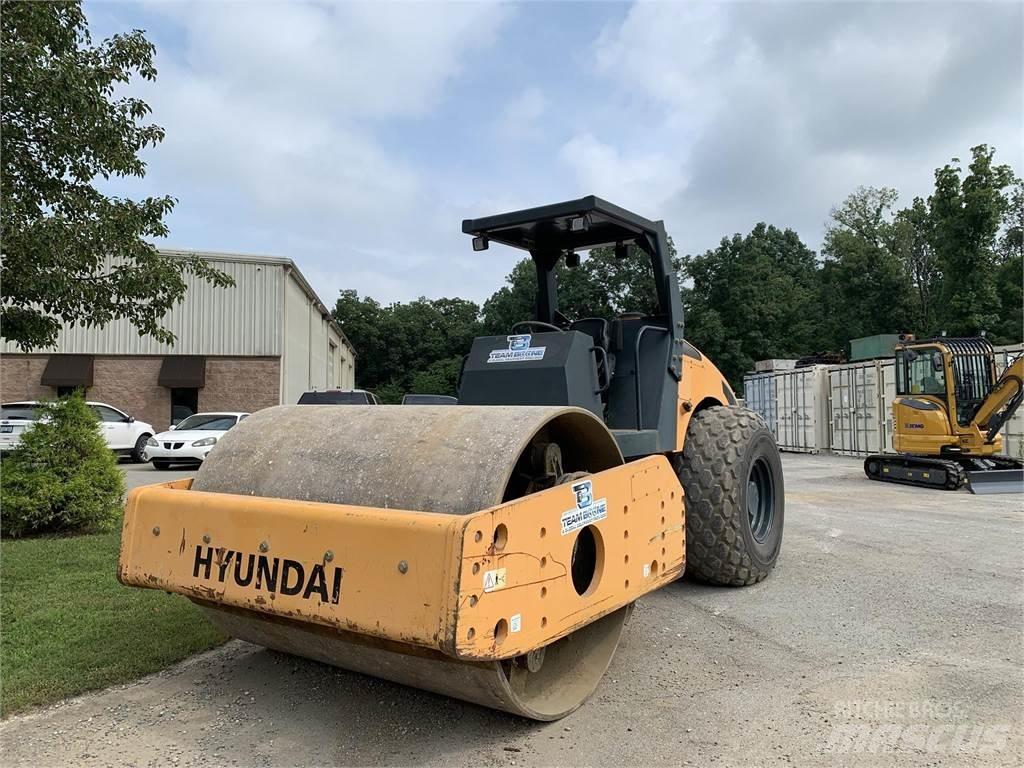 Hyundai HR120C-9 Двойни барабанни ролки
