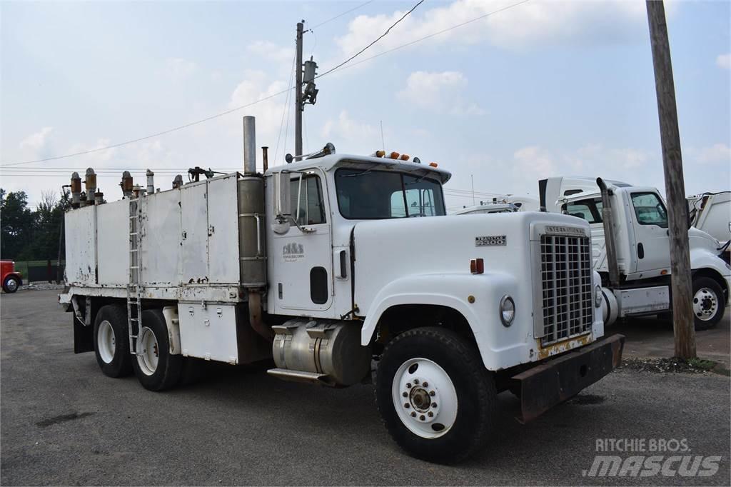 International 4370 Цистерна