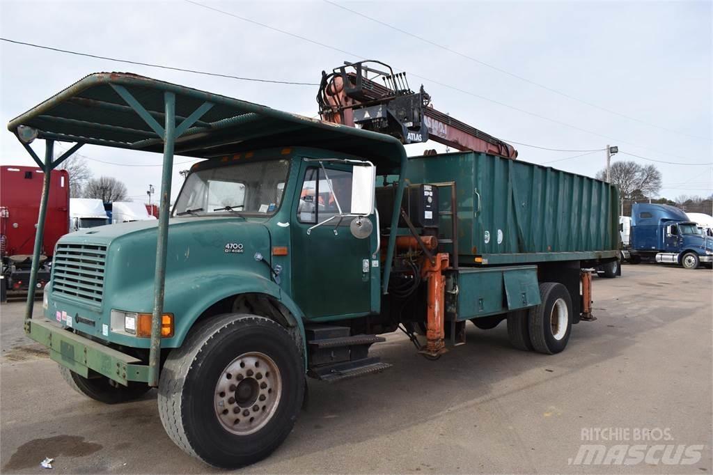 International 4700 Автокранове