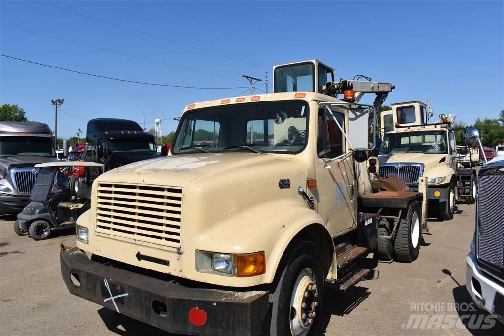 International 4700 Автокранове