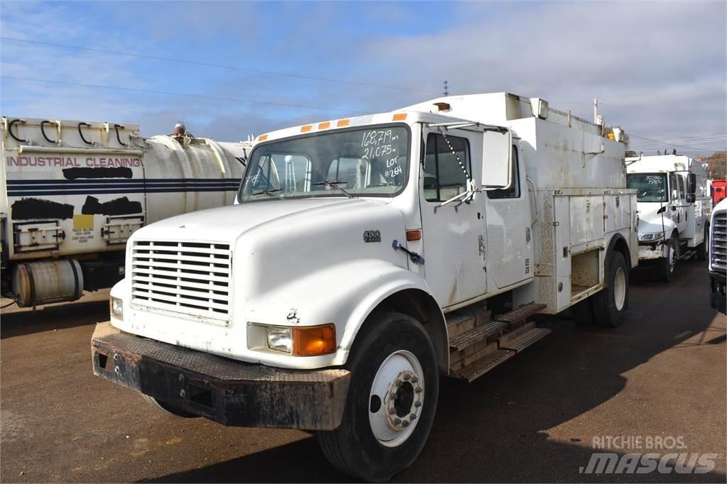 International 4700 Общински/универсални превозни средства
