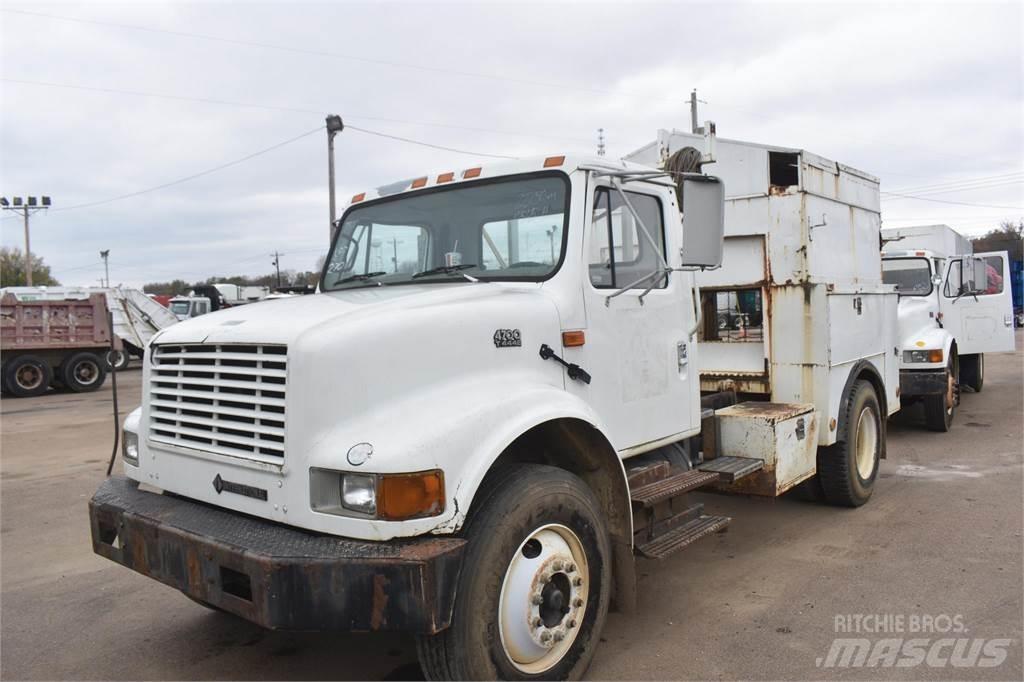 International 4700 Общински/универсални превозни средства
