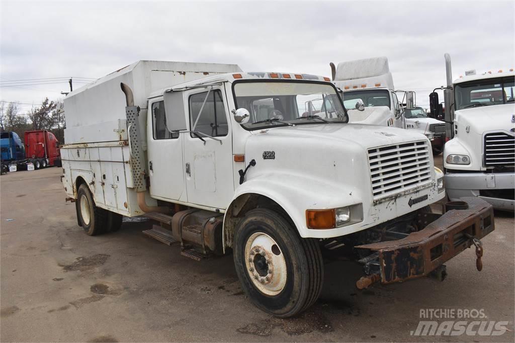 International 4700 Общински/универсални превозни средства
