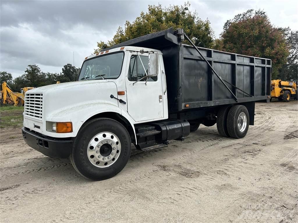 International 4700 Самосвал
