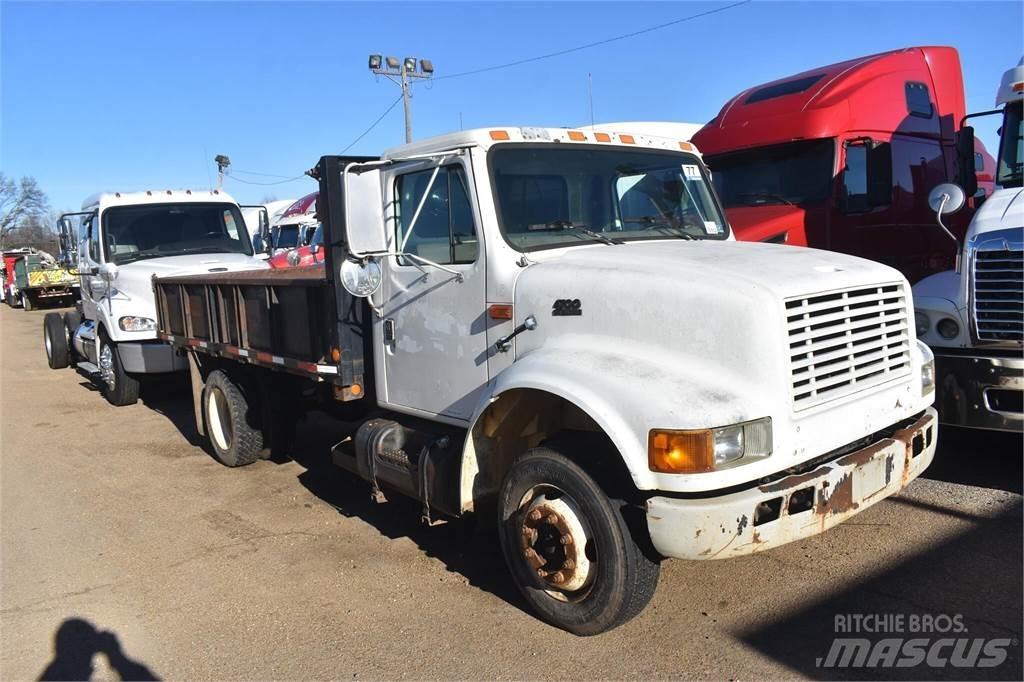 International 4700 Самосвал